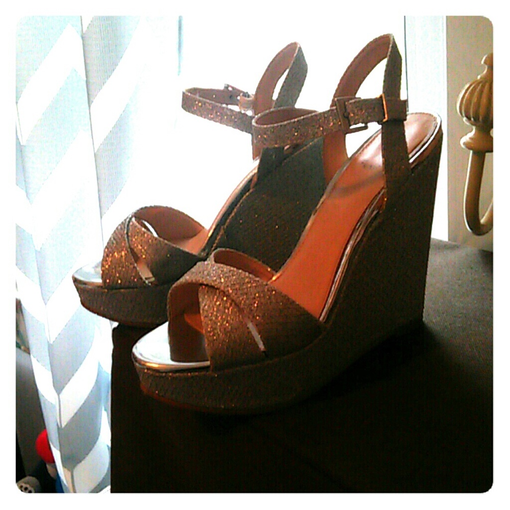 Silver Wedges